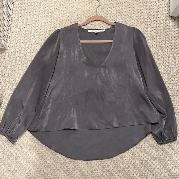 Lovers + Friends Tops - Lovers + friends silk blouse